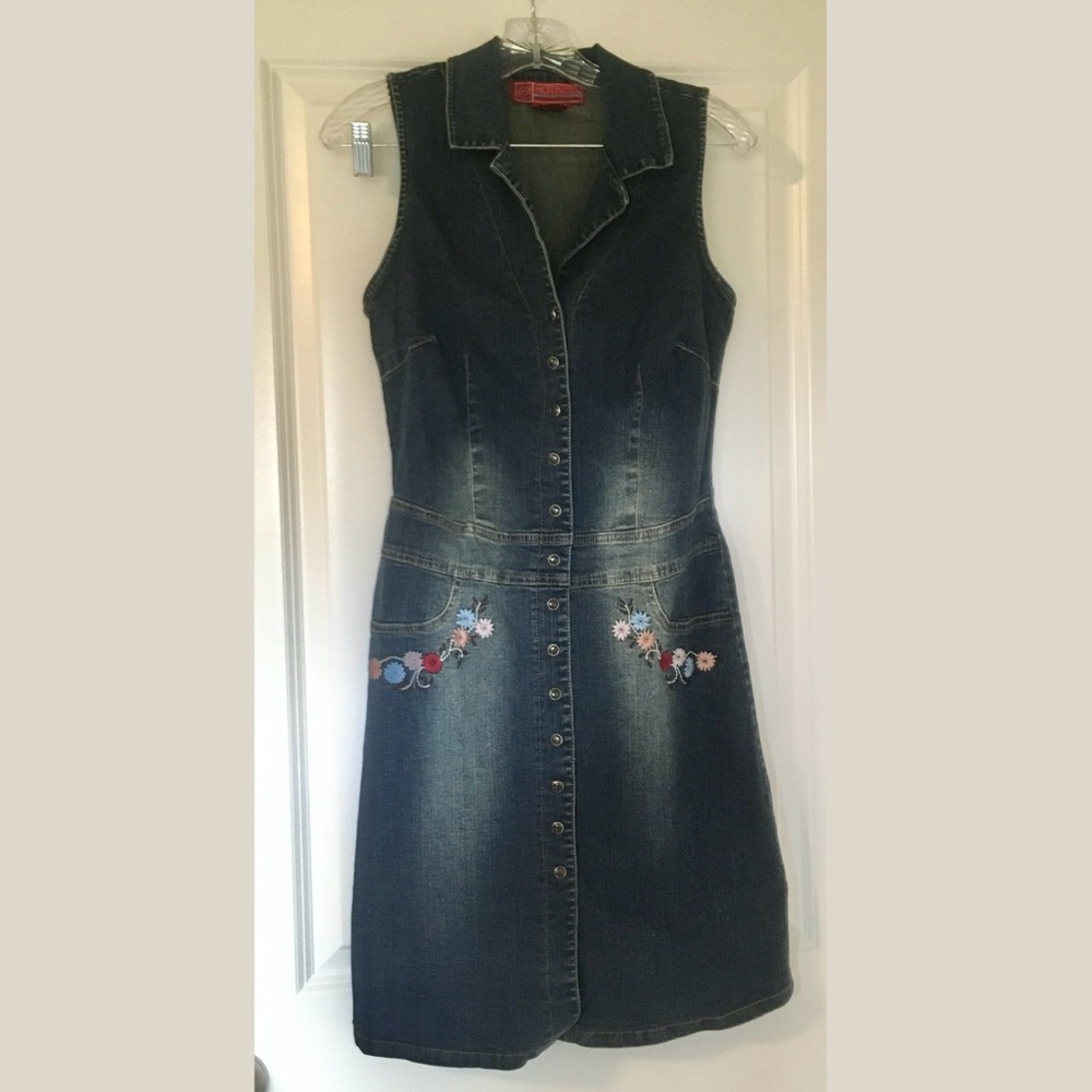 VINTAGE Y2K 🔥 HOTKISS DENIM SNAP BUTTON FLORAL EMBROIDERED STRETCH DENIM DRESS